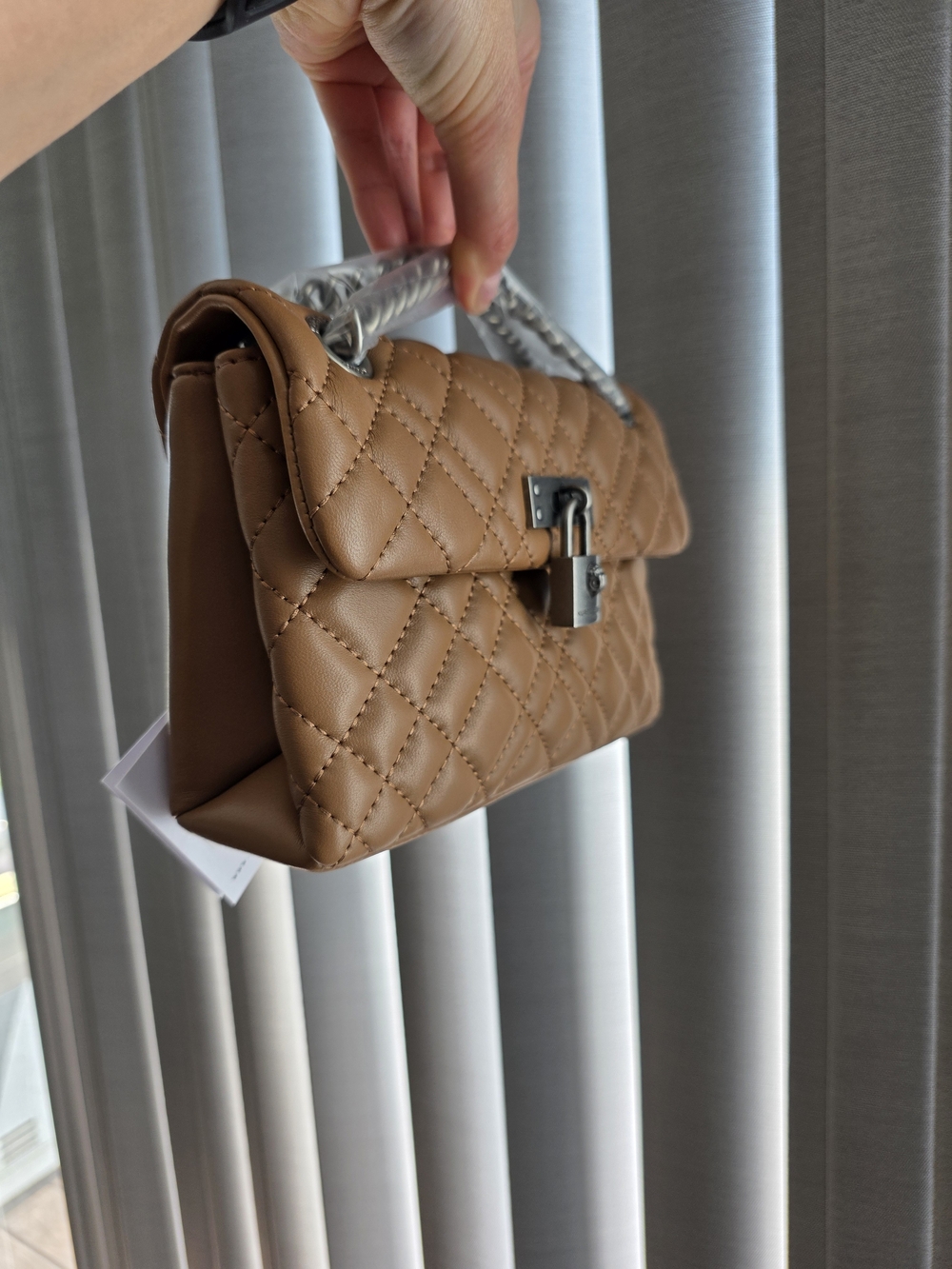 Kurt Geiger Quilted Beige Shoulder Bag with Chain Strap - Picture 7 of 8